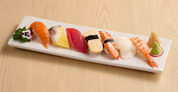 SUSHI 7 LOẠI TỔNG HỢP