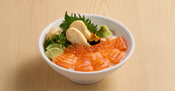 CƠM CÁ HỒI IKURA